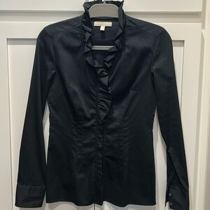 Banana Republic black shirt Size 4 but fits like a 2